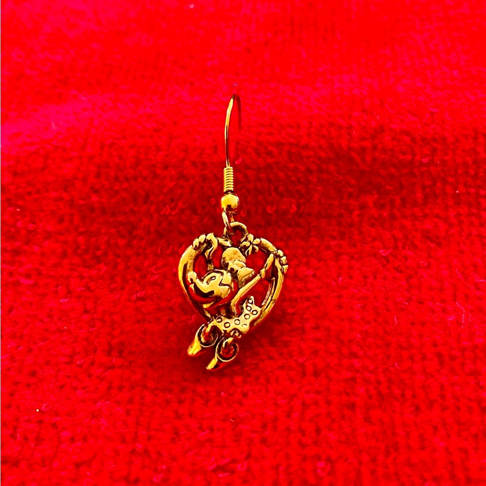 Minnie Mouse Heart Shaped Earrings